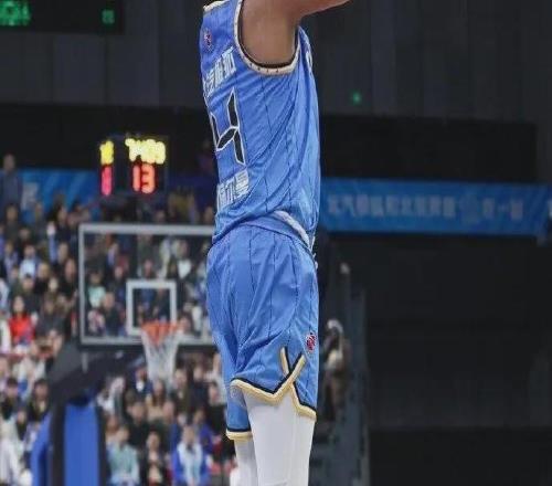 北京首钢已经将杰曼、斯佩尔曼的合同转正！许利民满意其表现