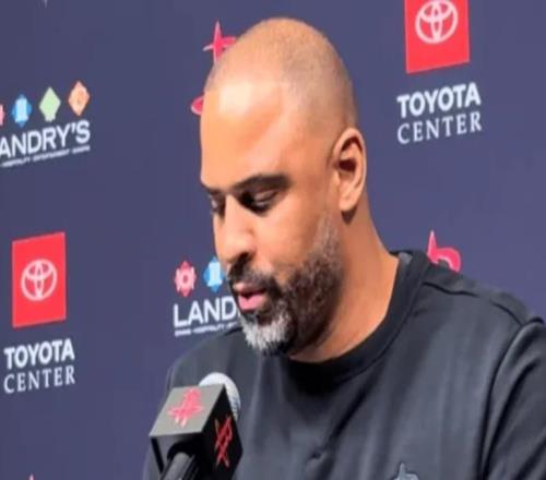 乌度卡甩锅全队遭休媒批判：执着于落后理念，就算有库里都不会用