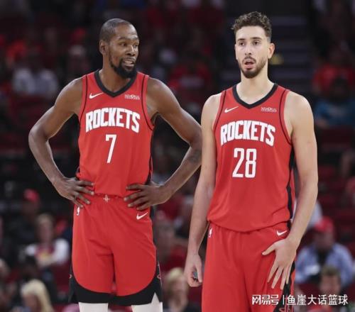 险胜！杜兰特39+7创纪录，兰德尔39+4探花爆发，申京25+14犯两错