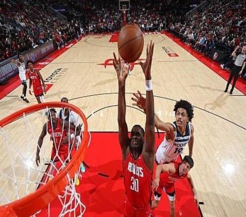 无法理解！很多火箭球迷竟然至今仍觉得卡佩拉的签约是有正确的