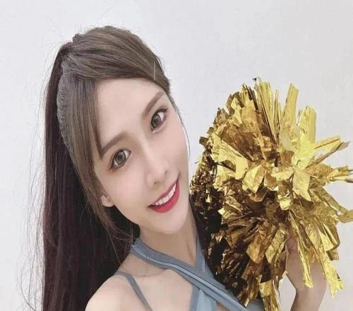 背靠背40分钟，差点把阿杜打吐了