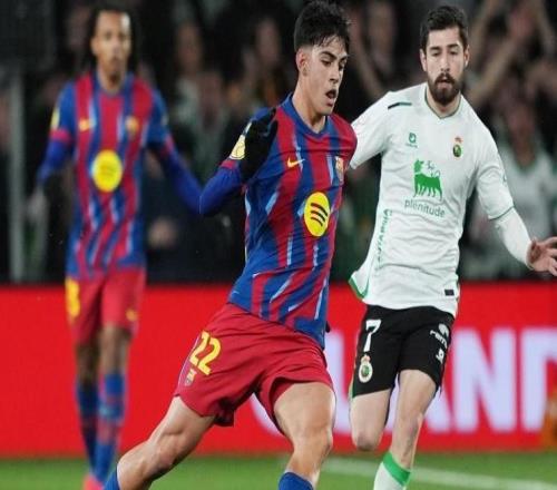 世体：卡萨多和贝尔纳尔愿意替补，他们对巴萨来说至关重要