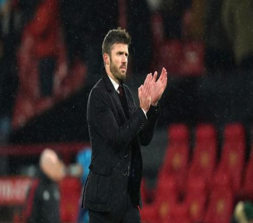 卡里克球员时代13次赢下曼市德比，曼城是其击败次数第二多的球队