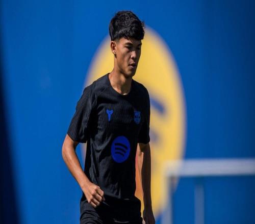 每体：得知德罗即将离开巴萨后，弗里克情绪明显低落