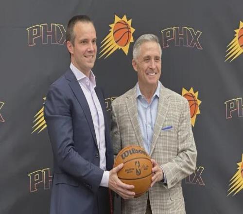 三巨头走了俩，联盟笑柄却起飞了