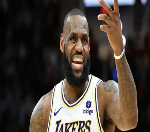 41岁又如何詹姆斯场均快攻得分领跑NBA马克西第二字母哥第三