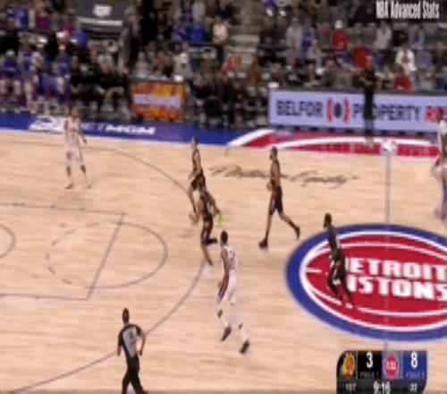 三巨头走了俩，联盟笑柄却起飞了