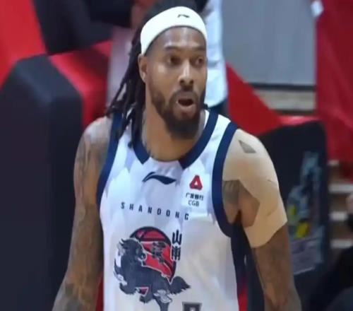 八连胜戛然而止！山东男篮101106加时败江苏，断电+失误葬送好局