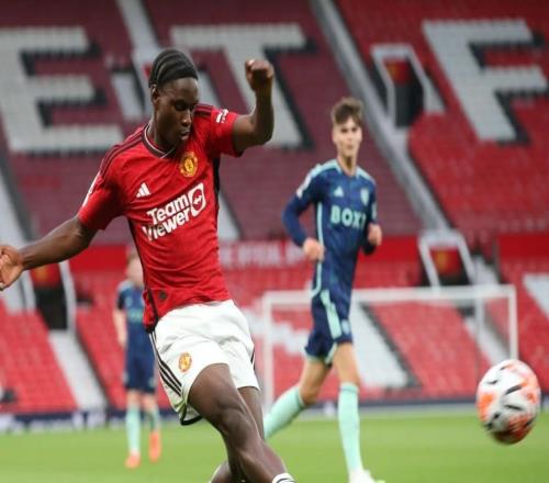 备战德比，被召回的外租小将奥贡奈耶被召入卡里克一线队训练