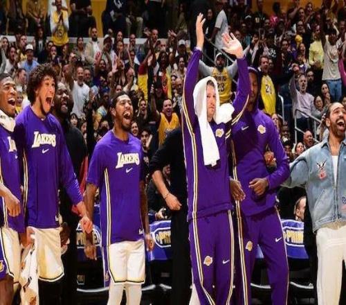 NBA本赛季球队替补得分排行：灰熊居首，湖人断层倒数第一