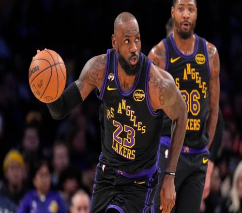 帕金斯：湖人不是一支球队而是一群各自为战的个体，球员就是打卡上班