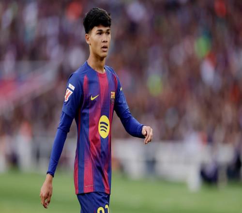 记者：切尔西、曼城和多特都在争夺德罗费尔南德斯