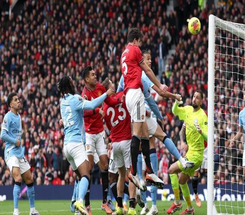 16次，曼联是本赛季英超击中门柱次数最多的球队