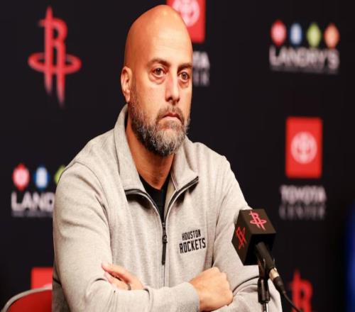 记者：火箭与联盟一半球队谈判过，曾谈过伊森、芬尼史密斯和卡佩拉