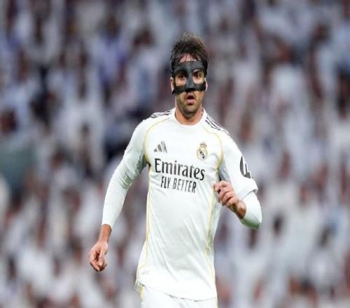 姆巴佩点射一战超越亨利！铁卫头球建功，皇马20莱万特施压巴萨