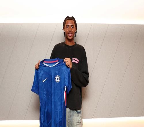 官方：切尔西与18岁后卫苏布洛耶续约至2030年