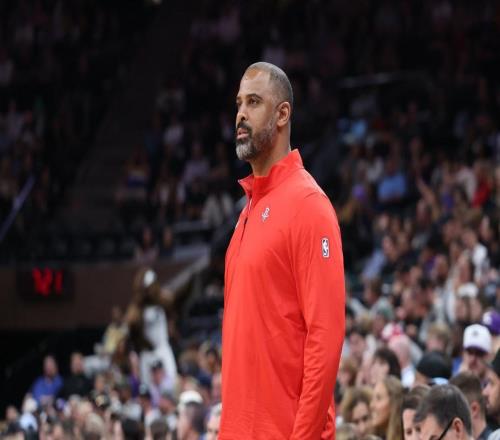 西部第6无所谓火箭队乌度卡摊牌：轮休亚当斯，只为季后赛战绩