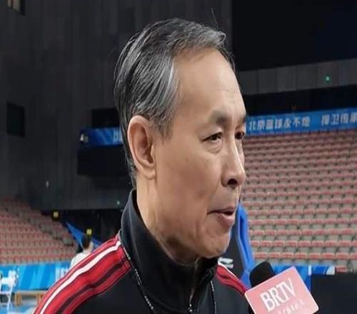 周琦又伤了！对阵黑马打不了，北京队或再被爆冷，许利民等来强人