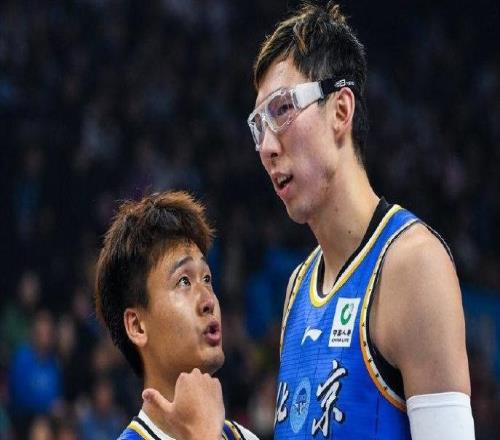 四战三败！CBA土豪队轰然倒下，豪华阵容被伤病击垮