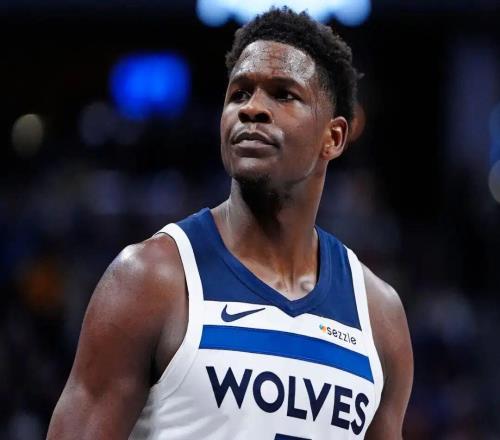 单场55分！本赛季的爱德华兹，到底有多出色