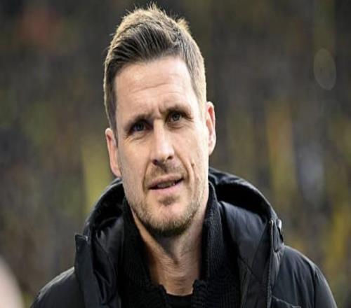 凯尔：20的领先优势因为定位球防守问题变得慌张，这没必要