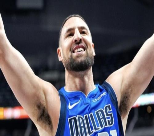 基德：克莱汤普森是未来名人堂成员，他的能量会感染到全队