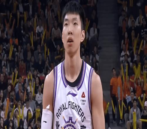 廖三宁25分抛投绝杀！北控1分险胜广东胡明轩18+8