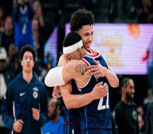 不再引进控卫火箭对保罗没兴趣，美记直接摊牌了，韦德希望落空