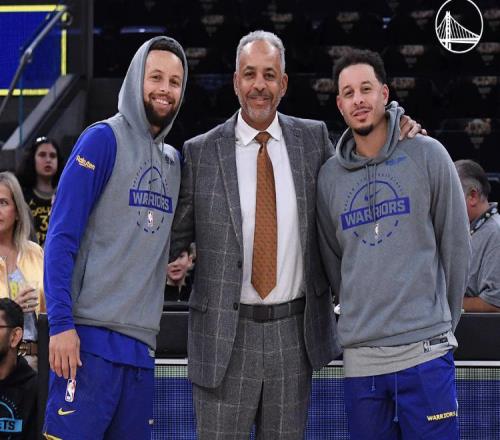 库里14分率8人得分上双勇士击败黄蜂3连胜，追梦20分6助攻