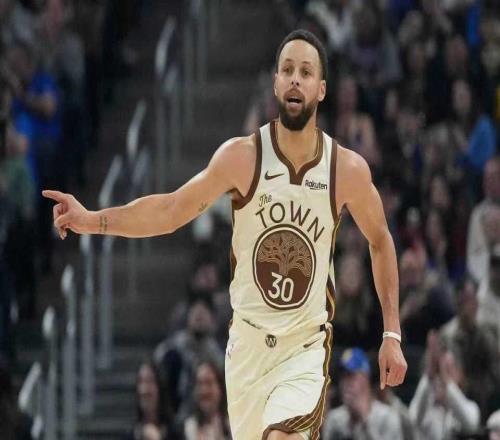 创赛季新高！勇士替补狂轰72分导大胜巴特勒临时退赛引猜测