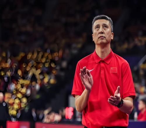 蜕变！CBA冒出顶级后卫，轰32分9板球迷：快召进中国男篮