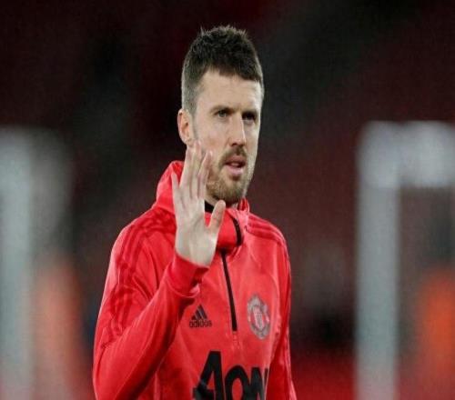 卡里克淡定回应名宿炮轰：专注带队，赛场见真章！