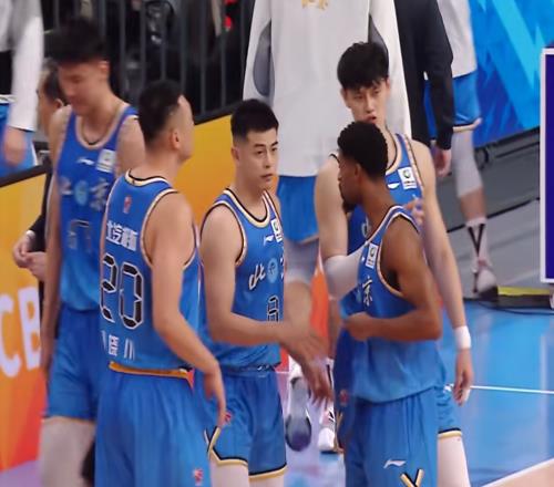 CBA最新排名：上海回升第二+北京第五，深圳升第六，山西升第八