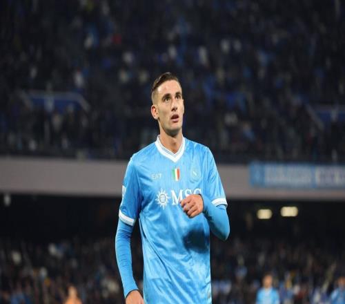 斯基拉：诺丁汉森林和比萨找那不勒斯谈判，希望租借卢卡半年