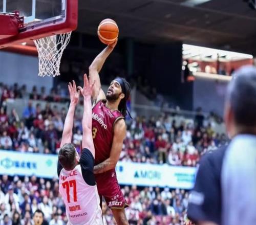 CBA大黑马，签约2米12内线悍将！北京队、广东队争冠拦路虎来了