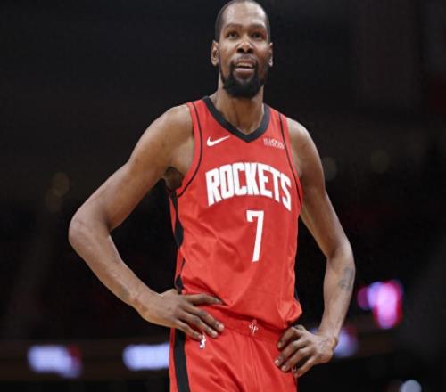 就在今天，司机用21年书写的传奇纪录，被杜兰特超越了，直追乔丹