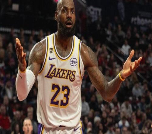 湖人近8战中7场的快攻得分超过对手，但战绩为3胜5负