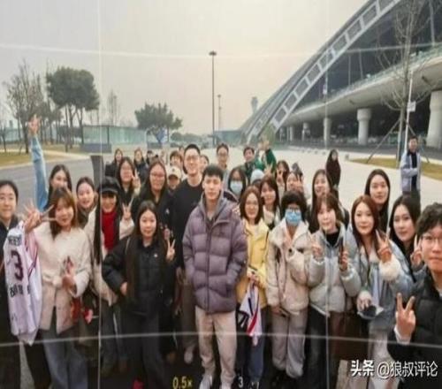 2周获77万票逼近去年总获票！徐杰有望力压男篮现役国手蝉联票王