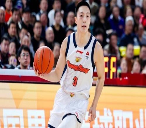 广东大胜送四川17连败：胡明轩26分超朱芳雨奎因36+11+6+6