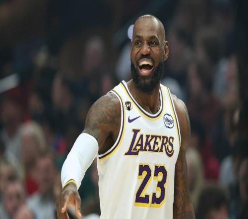 湖人11093击败猛龙球员评价：2人满分，6人及格，2人低迷