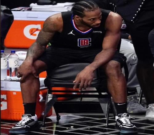 官宣退赛！伦纳德又伤了，雷霆二当家无限期伤停！