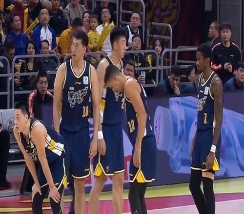 广东vs四川前瞻：徐杰胡明轩PK段睿骐四川主场能否结束16连败