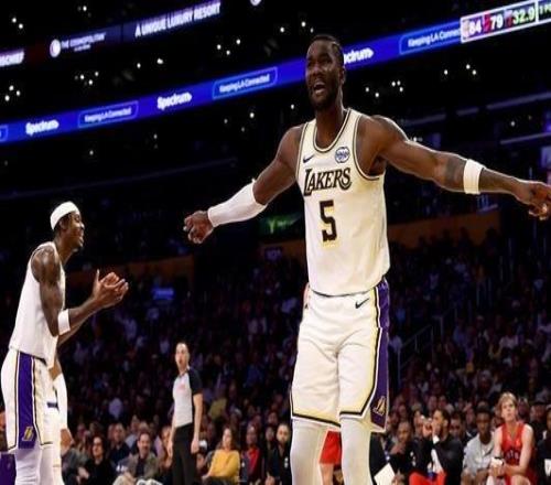 10中10贡献25+13！艾顿：感谢队友为我创造轻松得分机会