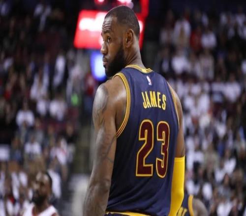 考辛斯：詹姆斯不会在湖人退役，他会在家乡克利夫兰结束生涯