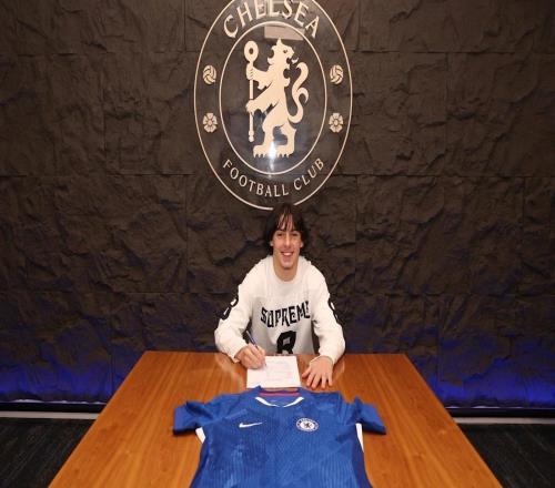 官方：切尔西与17岁中场易卜拉欣拉巴杰签署职业合同