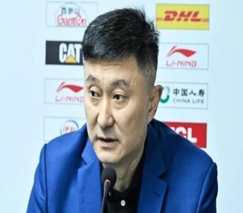 胜四川发布会！杜锋爆赞对手展情商，回应外援适应，奎因直指2点