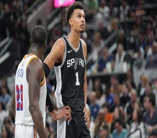 追梦：文班有天赋成为NBA的门面，但他的欧洲国籍成为了阻碍