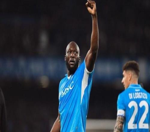 斯基拉：尽管有传闻埃弗顿等俱乐部有意卢卡库，但球员将留队