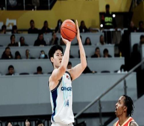 有意思！兄弟俩同台，哥哥0分，正负值+12弟弟16分，正负值20