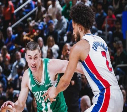 布朗失绝杀，空砍32分！东部榜首大战活塞1分险胜，康宁汉姆14助